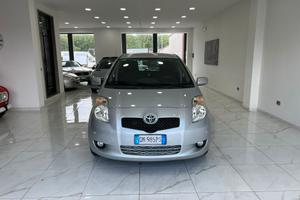 Toyota Yaris 1.0 5 porte Sol PER NEOPATENTATI
