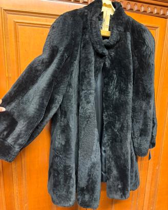 Giacca/Cappotto in vero montone rasato nero