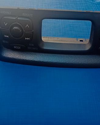 Cornice Autoradio con Comandi Integrati – yaris