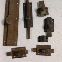 CHIAVISTELLI PORTONI