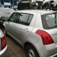 Porta anteriore sx SUZUKI SWIFT del 2007