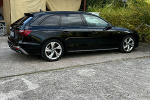 AUDI A4 2020 2X SLINE