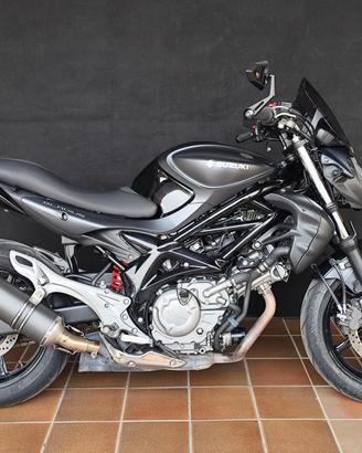 Suzuki Gladius 650