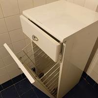 Mobiletto bagno porta biancheria