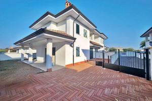 PORZIONE DI BIFAMILIARE A ANZIO