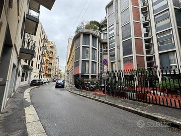Appartamento di 190 m² con 4 locali e box auto a M