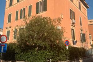 Tuscolana Trilocale 2 camere + cucina Metro A