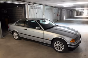 BMW E36 318is