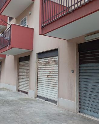 Locale per uso deposito