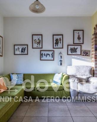 Appartamento di 95 m² con 4 locali e posto auto a 