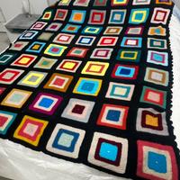 Coperta in lana fatta dalla nonna