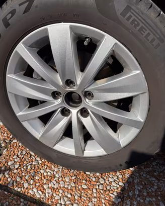 4 ruote cerchi in lega gomme complete da 16