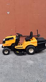 Trattorino rasaerba club Cadet lt3