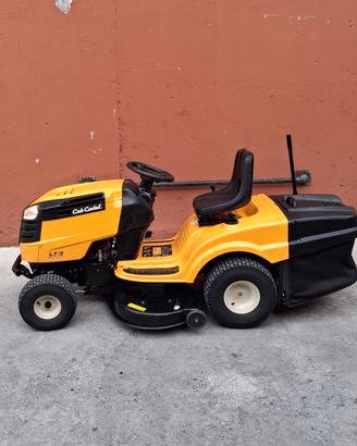 Trattorino rasaerba club Cadet lt3