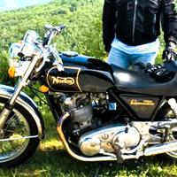 Norton Commando 750. Cessione o permuta