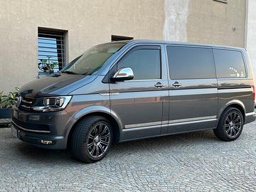 Volkswagen Caravelle 4motion 2.0 TDI  9P