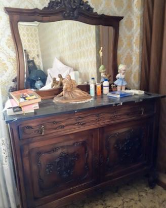 Cassettone più comodini 