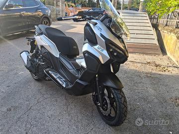 SCOOTER KL BRERA X 125 SILVER MOT. A LIQUIDO
