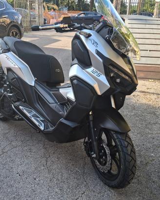 SCOOTER KL BRERA X 125 SILVER MOT. A LIQUIDO