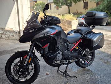 Ducati Multistrada V4 S Grand Tour (2024)