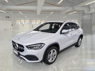 MERCEDES-BENZ GLA 250 E PLUG-IN HYBRID AUTO SPORT 