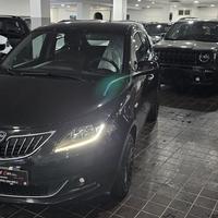 NUOVA LANCIA YPSILON GOLD MY24 1.0 HYBRID 71CV BEN