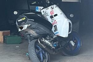 Aprilia sr