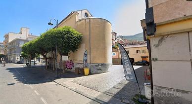 Nocera inferiore - centro - locale commerciale