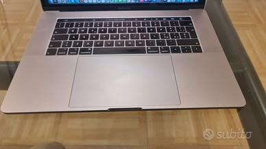 MacBook Pro 15" 2018 i9 6core, 32 GB RAM, SSD 1 TB