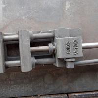 Morsa a chiusura e regolazione rapida