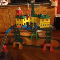 Fisher Price Thomas & Friends mega stazione