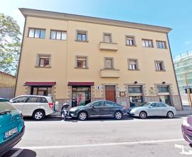 Via IV Novembre, ufficio