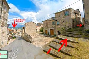 Casa in Molise Castropignano vista Castello borgo