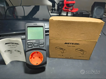 Il Meterk MK34 Misuratore di consumo elettrico