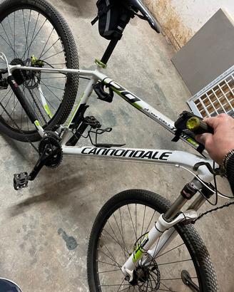 Mountain Bike Cannondale Trial 4 da 29" usata
