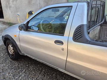 Fiat strada cabina corta