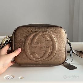 La famosa borsa fotografica in pelle di Gucci