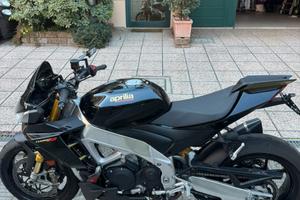 Aprilia Tuono v4 factory