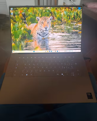 Dell 16 Premium Ultra 9 285H 32GB 1TB GTX 5070