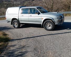 Mitsubishi L200 2.5 TDI 4WD Club Cab Pick-up GLS