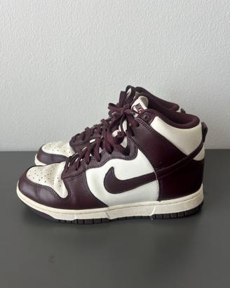 Nike marrone scarpe taglia 39