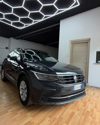 Volkswagen Tiguan 2.0 TDI 150 CV SCR DSG Life