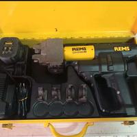 pressatrice rems a batteria 