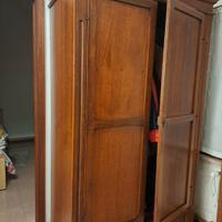 armadio: stile arte povera. Ferrara e Provincia