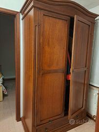 armadio: stile arte povera. Ferrara e Provincia