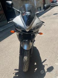 Yamaha R6