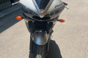 Yamaha R6