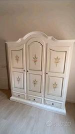 NUOVI ARMADI IN STILE SHABBY DA FABBRICA