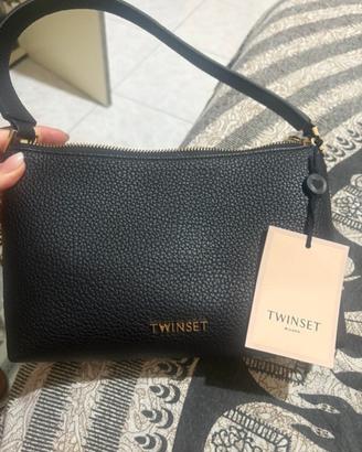 Twinset