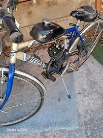 bici modificata motore